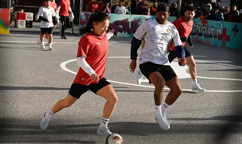 PUMA in Brooklyn: das Spielfeld am Domino Square