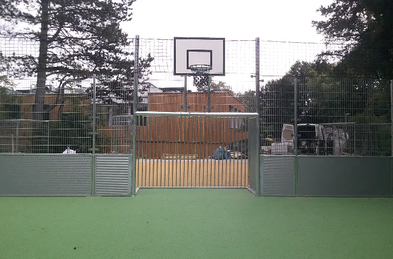Bildungshaus Winkelwiese Tübingen: Soccer Court SoccerGround Classic Antivandal