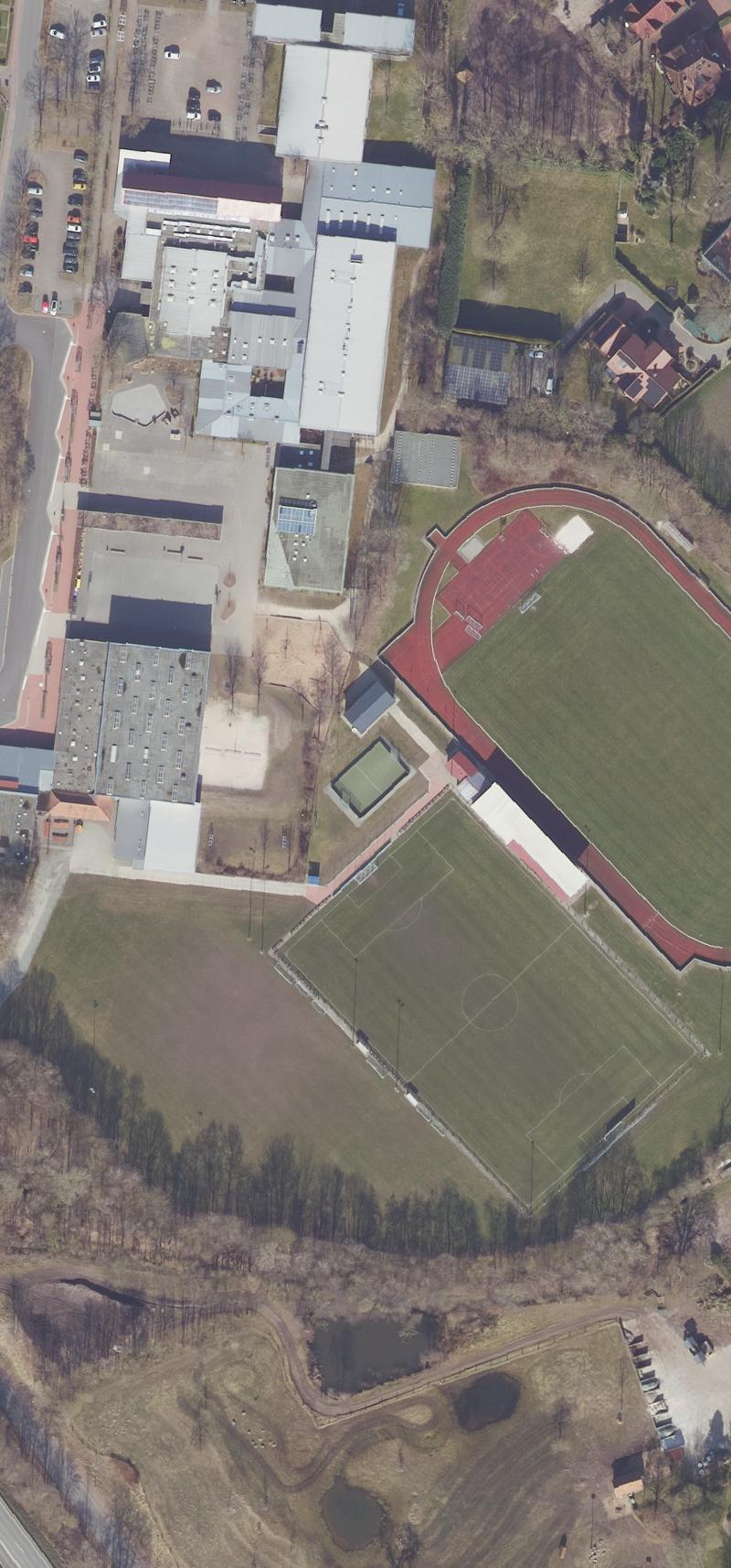Luftbild: Soccerfeld Jugendplatz Saterland